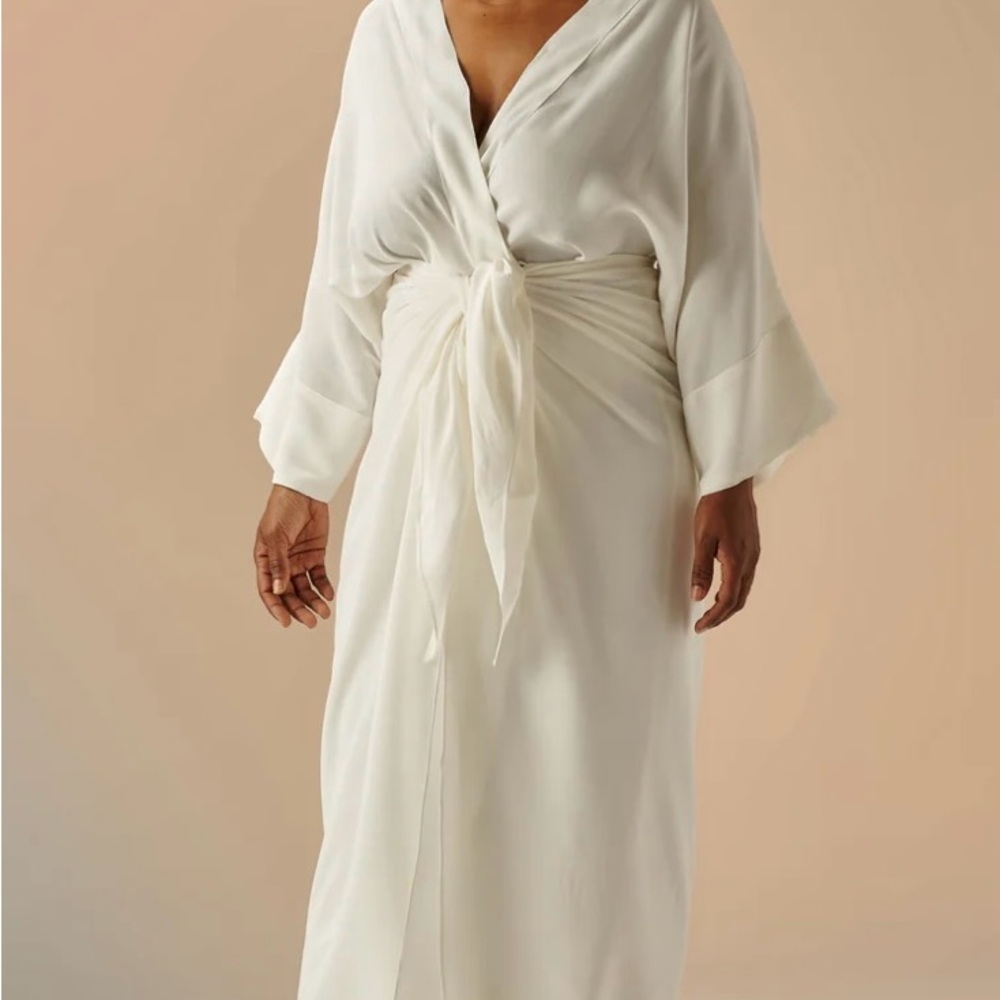 Elegant TUNICA AMARRACAO
KNOT DRESS